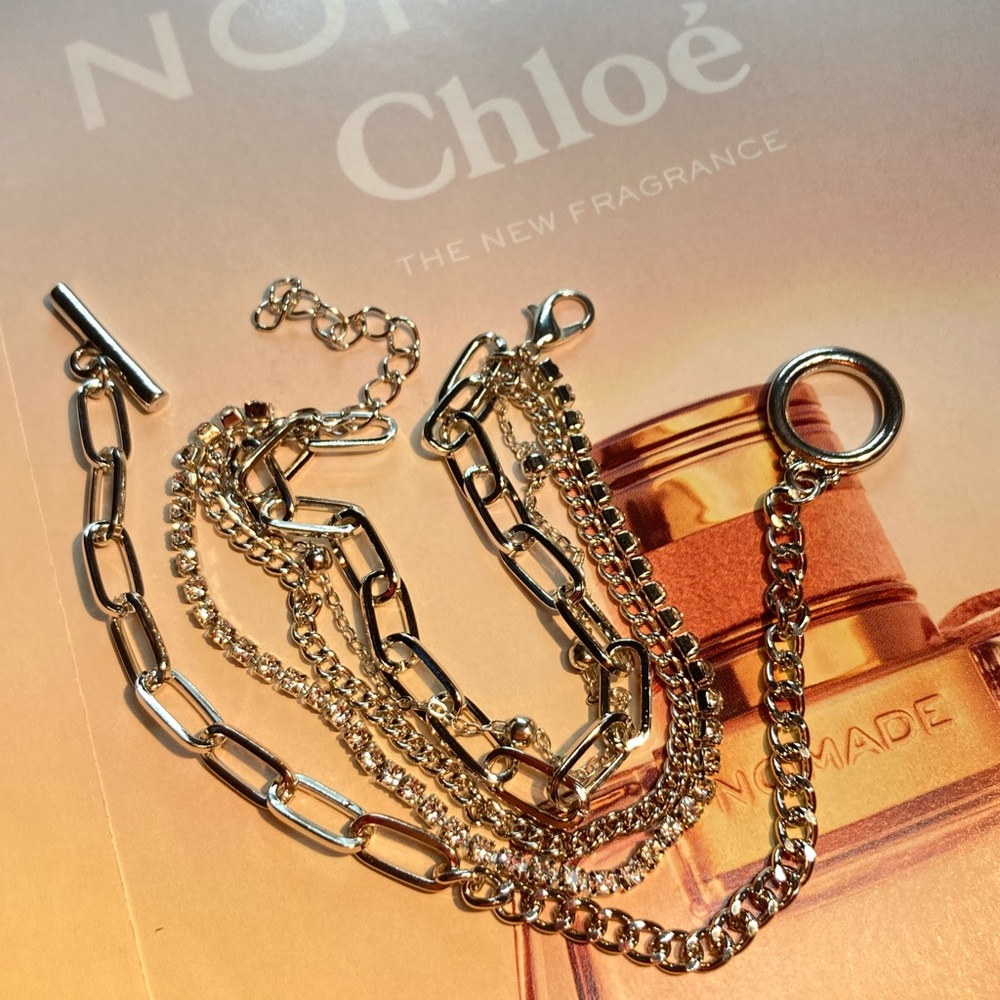 Silver or Gold Bracelet - Picture 7 of 8